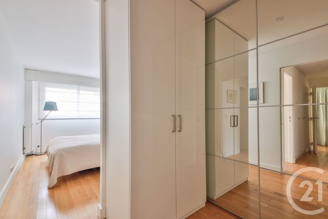 Appartement F4 à vendre - 4 pièces - 95.76 m2 - PARIS - 75015 - ILE-DE-FRANCE - Century 21 Farré La Motte Picquet