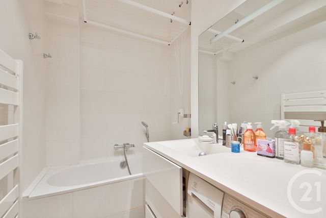 Appartement F4 à vendre - 4 pièces - 102.43 m2 - PARIS - 75015 - ILE-DE-FRANCE - Century 21 Farré La Motte Picquet