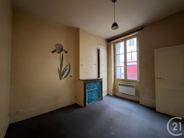  - PARIS - 