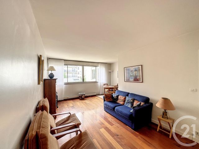 Appartement F1 à vendre - 1 pièce - 39.6 m2 - PARIS - 75015 - ILE-DE-FRANCE - Century 21 Farré La Motte Picquet