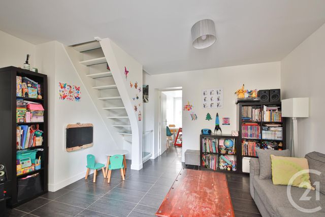 Appartement Duplex à vendre - 3 pièces - 60.44 m2 - PARIS - 75015 - ILE-DE-FRANCE - Century 21 Farré La Motte Picquet