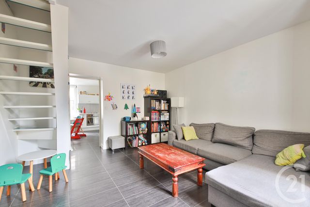 Appartement Duplex à vendre - 3 pièces - 60.44 m2 - PARIS - 75015 - ILE-DE-FRANCE - Century 21 Farré La Motte Picquet