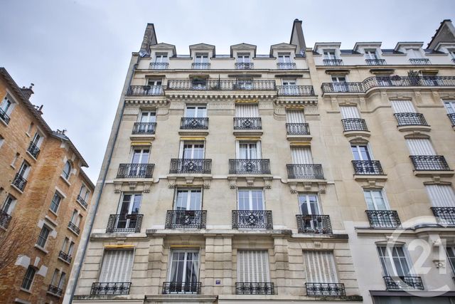 Appartement F3 à vendre - 3 pièces - 78.27 m2 - PARIS - 75015 - ILE-DE-FRANCE - Century 21 Farré La Motte Picquet