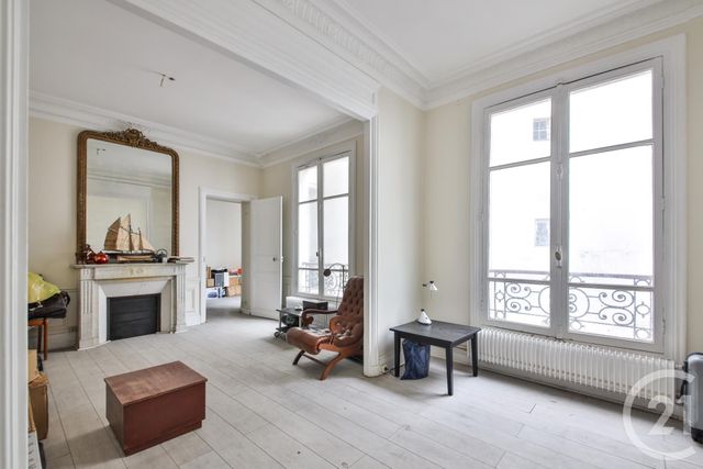 Appartement F3 à vendre - 3 pièces - 67.79 m2 - PARIS - 75009 - ILE-DE-FRANCE - Century 21 Farré La Motte Picquet