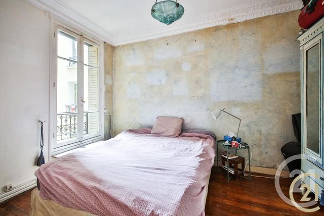 Afficher la photo en grand Appartement T3 à vendre - 4 pièces - 70.62 m2 - PARIS - 75015 - ILE-DE-FRANCE - Century 21 Farré La Motte Picquet