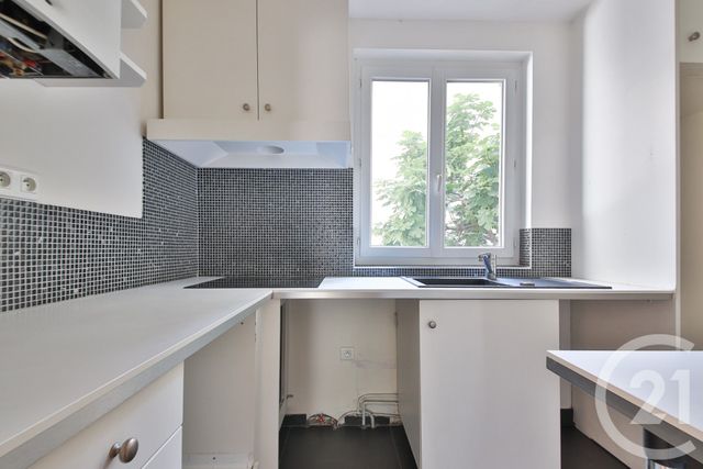 Appartement F3 à vendre - 3 pièces - 58.38 m2 - PARIS - 75015 - ILE-DE-FRANCE - Century 21 Farré La Motte Picquet