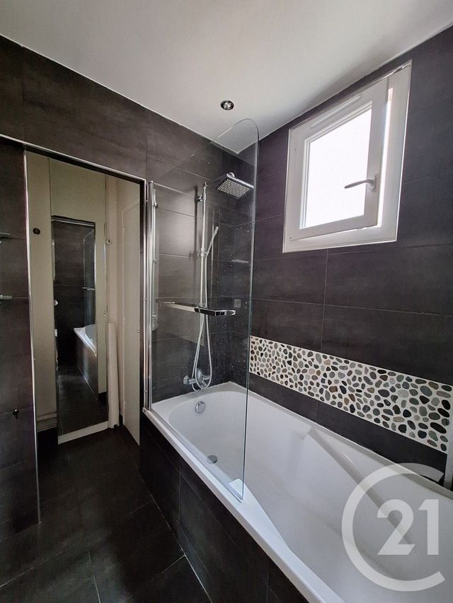 Afficher la photo en grand Appartement à louer - 2 pièces - 55.72 m2 - PARIS - 75015 - ILE-DE-FRANCE - Century 21 Farré La Motte Picquet