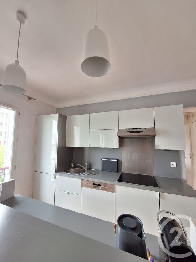 Afficher la photo en grand Appartement à louer - 2 pièces - 55.72 m2 - PARIS - 75015 - ILE-DE-FRANCE - Century 21 Farré La Motte Picquet