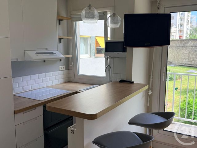 Appartement Studio à vendre - 1 pièce - 27.67 m2 - PARIS - 75015 - ILE-DE-FRANCE - Century 21 Farré La Motte Picquet