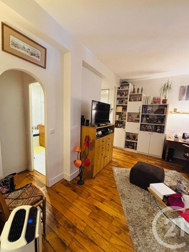 Appartement F2 à vendre - 3 pièces - 62.0 m2 - PARIS - 75015 - ILE-DE-FRANCE - Century 21 Farré La Motte Picquet