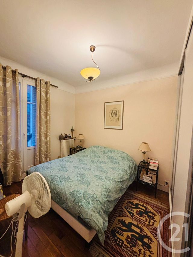 Appartement F2 à vendre - 3 pièces - 62.0 m2 - PARIS - 75015 - ILE-DE-FRANCE - Century 21 Farré La Motte Picquet