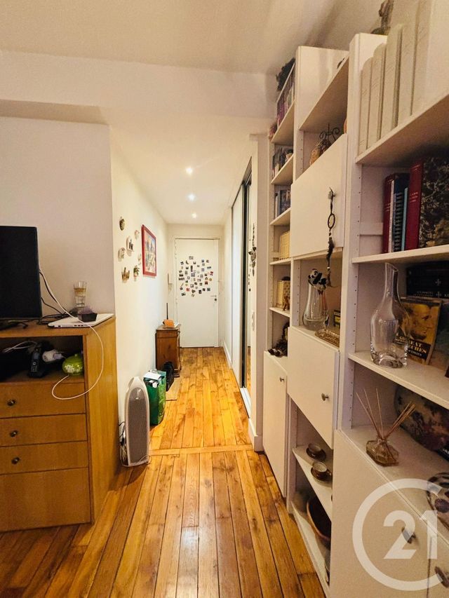 Appartement F2 à vendre - 3 pièces - 62.0 m2 - PARIS - 75015 - ILE-DE-FRANCE - Century 21 Farré La Motte Picquet