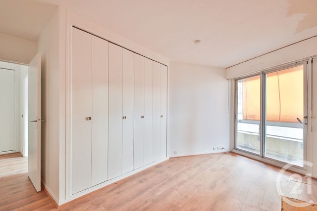 Appartement F2 à vendre - 2 pièces - 48.96 m2 - PARIS - 75015 - ILE-DE-FRANCE - Century 21 Farré La Motte Picquet