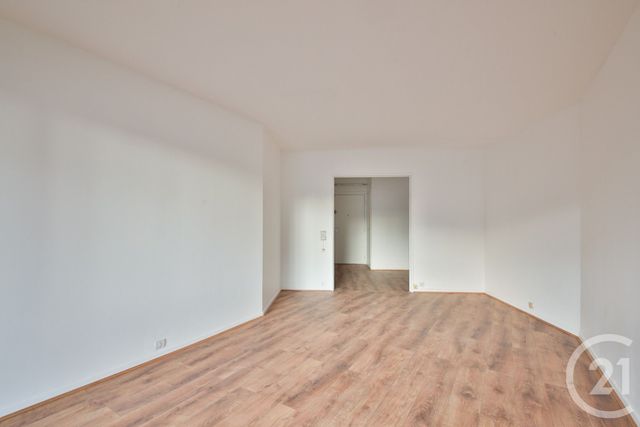 Appartement F2 à vendre - 2 pièces - 48.96 m2 - PARIS - 75015 - ILE-DE-FRANCE - Century 21 Farré La Motte Picquet