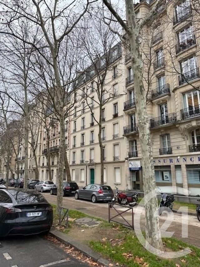 Appartement F2 à vendre - 2 pièces - 44.62 m2 - PARIS - 75015 - ILE-DE-FRANCE - Century 21 Farré La Motte Picquet