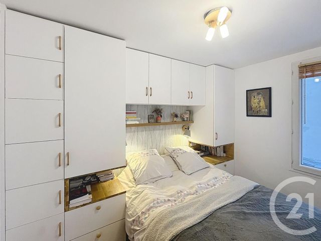 Appartement Duplex à vendre - 4 pièces - 71.74 m2 - PARIS - 75015 - ILE-DE-FRANCE - Century 21 Farré La Motte Picquet