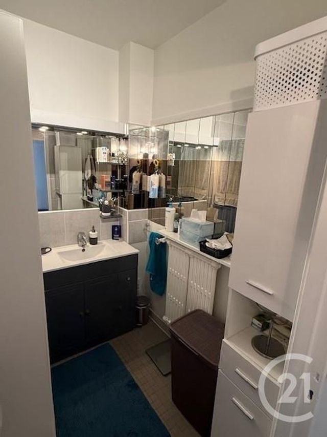 Appartement F4 à vendre - 4 pièces - 70.77 m2 - PARIS - 75015 - ILE-DE-FRANCE - Century 21 Farré La Motte Picquet