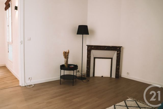Appartement T2 à vendre - 2 pièces - 36.41 m2 - PARIS - 75015 - ILE-DE-FRANCE - Century 21 Farré La Motte Picquet