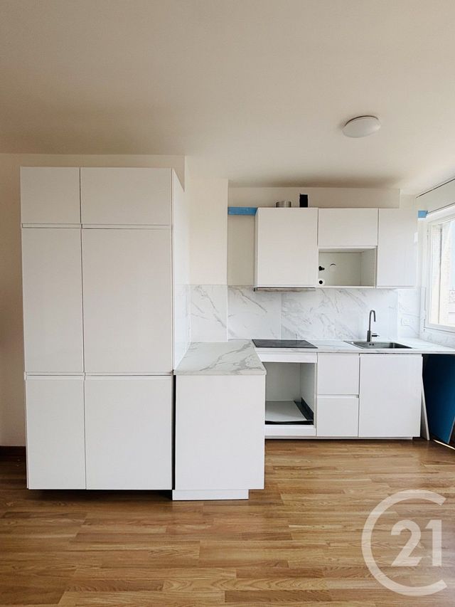 Appartement T2 à vendre - 2 pièces - 56.57 m2 - PARIS - 75015 - ILE-DE-FRANCE - Century 21 Farré La Motte Picquet