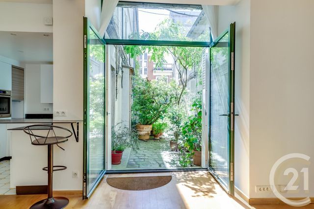 Appartement T2 à vendre - 2 pièces - 54.08 m2 - PARIS - 75015 - ILE-DE-FRANCE - Century 21 Farré La Motte Picquet