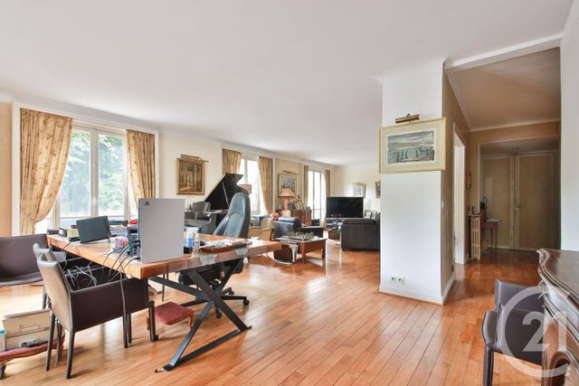 Appartement F6 à vendre - 6 pièces - 201.62 m2 - PARIS - 75015 - ILE-DE-FRANCE - Century 21 Farré La Motte Picquet