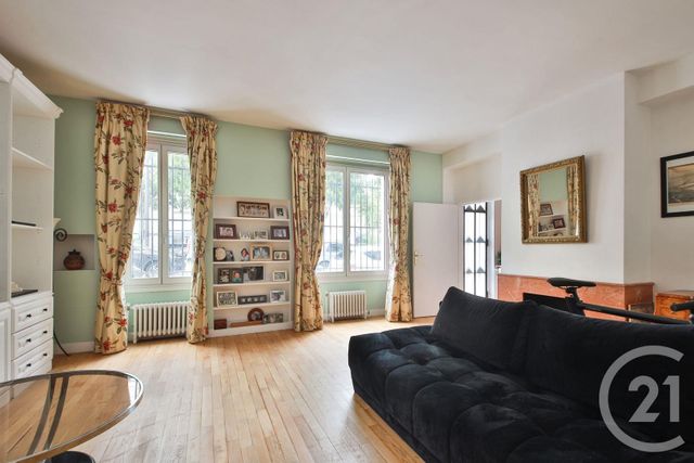 Appartement F6 à vendre - 6 pièces - 201.62 m2 - PARIS - 75015 - ILE-DE-FRANCE - Century 21 Farré La Motte Picquet