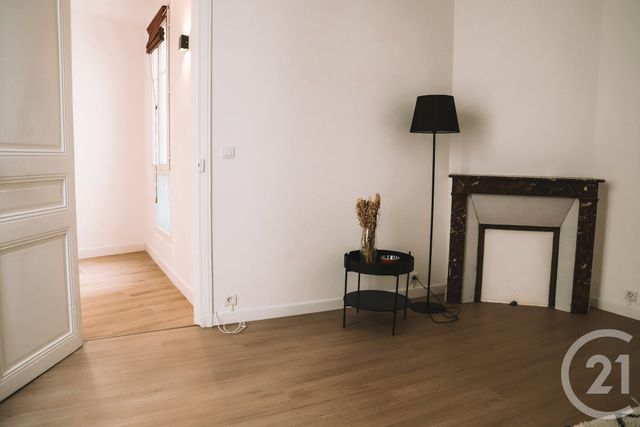 Appartement T2 à vendre - 2 pièces - 36.41 m2 - PARIS - 75015 - ILE-DE-FRANCE - Century 21 Farré La Motte Picquet