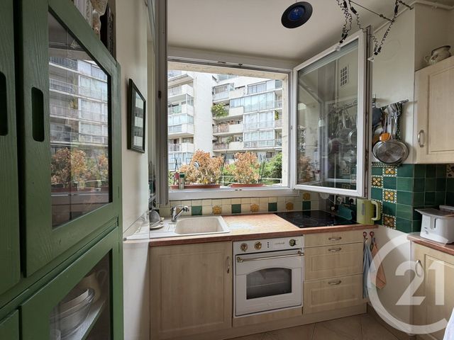 Appartement F3 à vendre - 3 pièces - 60.1 m2 - PARIS - 75015 - ILE-DE-FRANCE - Century 21 Farré La Motte Picquet