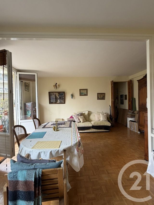 Appartement F3 à vendre - 3 pièces - 60.1 m2 - PARIS - 75015 - ILE-DE-FRANCE - Century 21 Farré La Motte Picquet