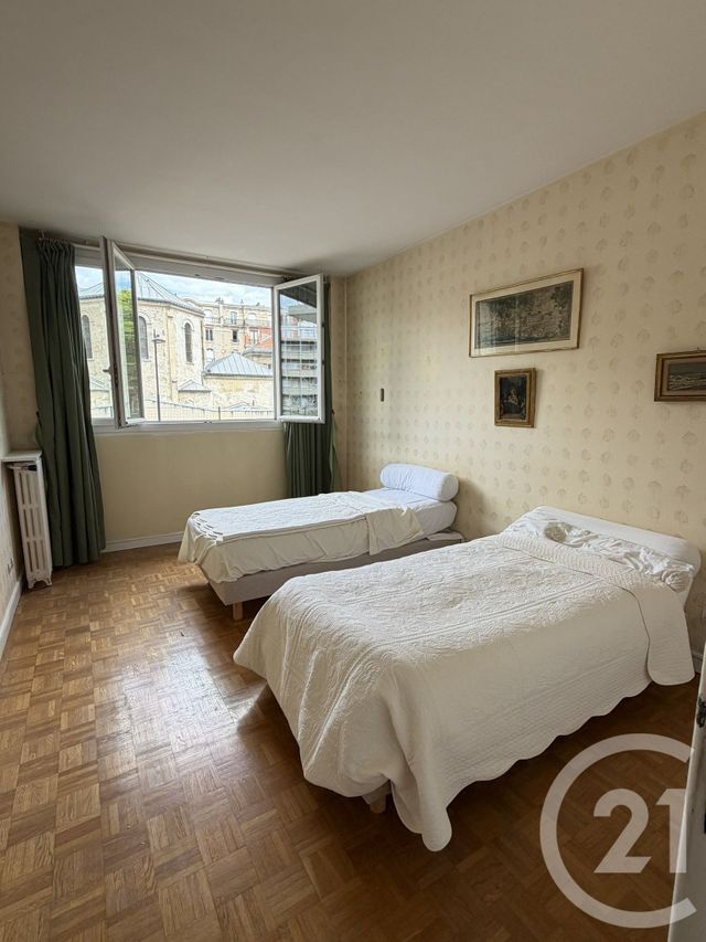 Appartement F3 à vendre - 3 pièces - 60.1 m2 - PARIS - 75015 - ILE-DE-FRANCE - Century 21 Farré La Motte Picquet