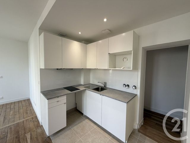 Appartement T2 à vendre - 2 pièces - 34.91 m2 - PARIS - 75015 - ILE-DE-FRANCE - Century 21 Farré La Motte Picquet
