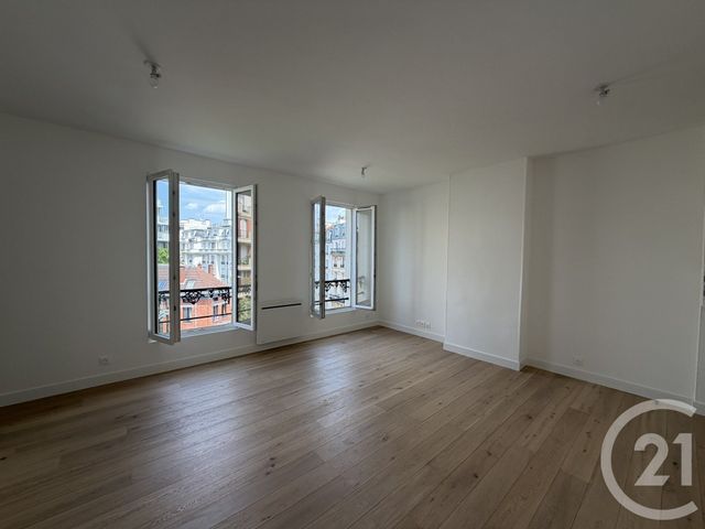 Appartement T2 à vendre - 2 pièces - 34.0 m2 - PARIS - 75015 - ILE-DE-FRANCE - Century 21 Farré La Motte Picquet