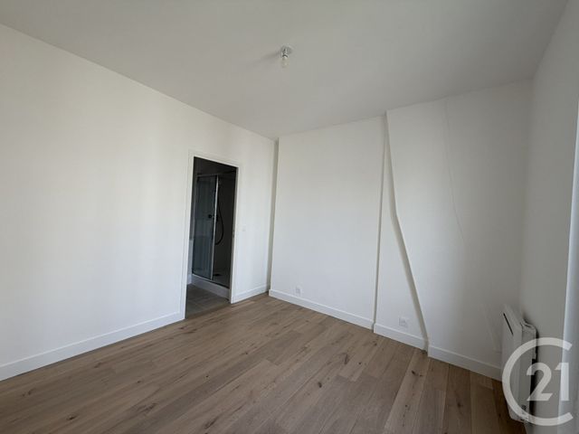 Appartement T2 à vendre - 2 pièces - 34.0 m2 - PARIS - 75015 - ILE-DE-FRANCE - Century 21 Farré La Motte Picquet