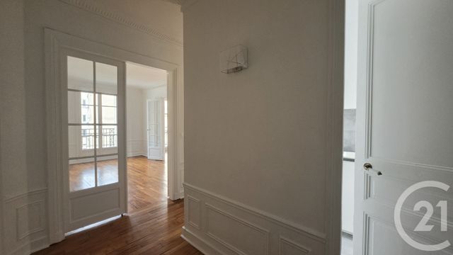 Appartement T3 à vendre - 3 pièces - 67.62 m2 - PARIS - 75015 - ILE-DE-FRANCE - Century 21 Farré La Motte Picquet