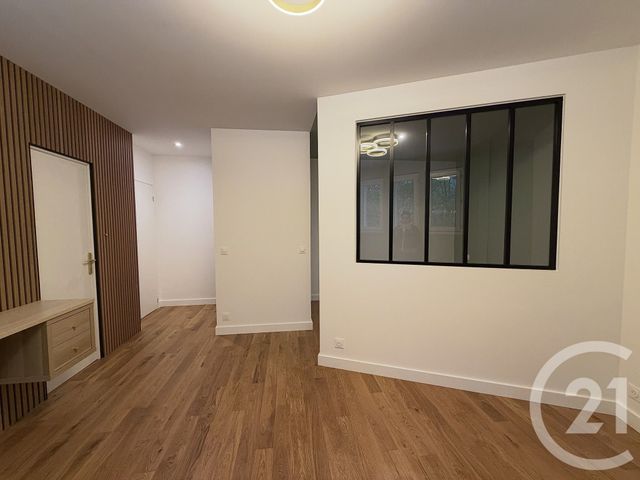 Appartement Studio à vendre - 1 pièce - 27.21 m2 - PARIS - 75016 - ILE-DE-FRANCE - Century 21 Farré La Motte Picquet