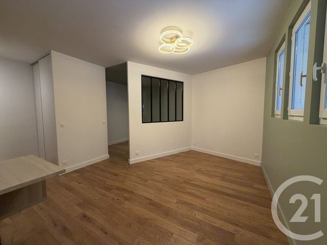 Appartement Studio à vendre - 1 pièce - 27.21 m2 - PARIS - 75016 - ILE-DE-FRANCE - Century 21 Farré La Motte Picquet