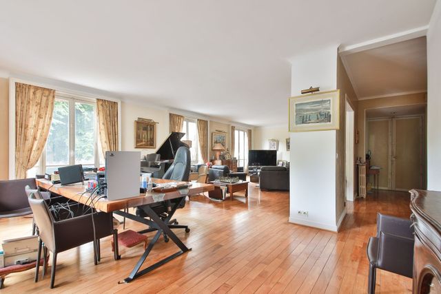 Appartement F6 à vendre - 6 pièces - 201.62 m2 - PARIS - 75015 - ILE-DE-FRANCE - Century 21 Farré La Motte Picquet