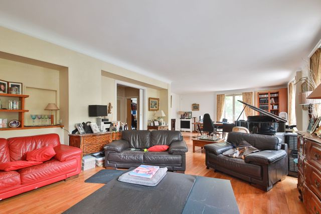 Appartement F6 à vendre - 6 pièces - 201.62 m2 - PARIS - 75015 - ILE-DE-FRANCE - Century 21 Farré La Motte Picquet