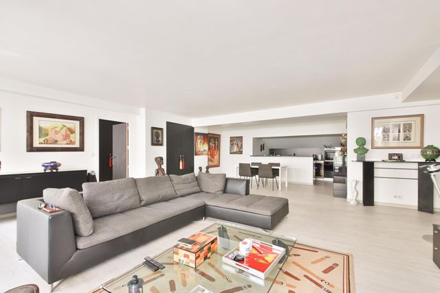 Appartement F4 à vendre - 4 pièces - 120.53 m2 - PARIS - 75015 - ILE-DE-FRANCE - Century 21 Farré La Motte Picquet