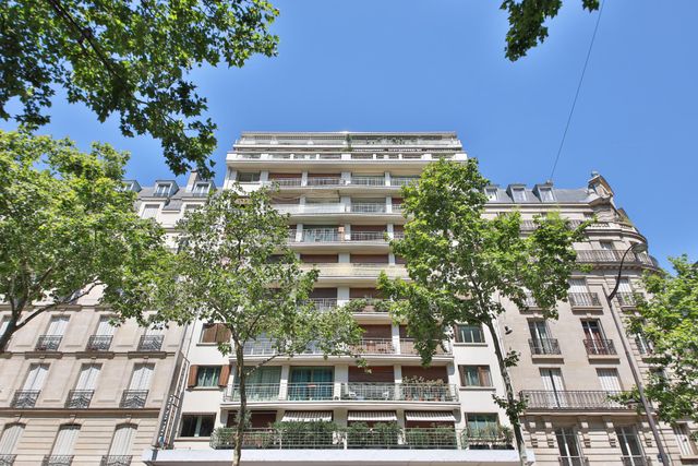 Appartement F4 à vendre - 4 pièces - 120.53 m2 - PARIS - 75015 - ILE-DE-FRANCE - Century 21 Farré La Motte Picquet