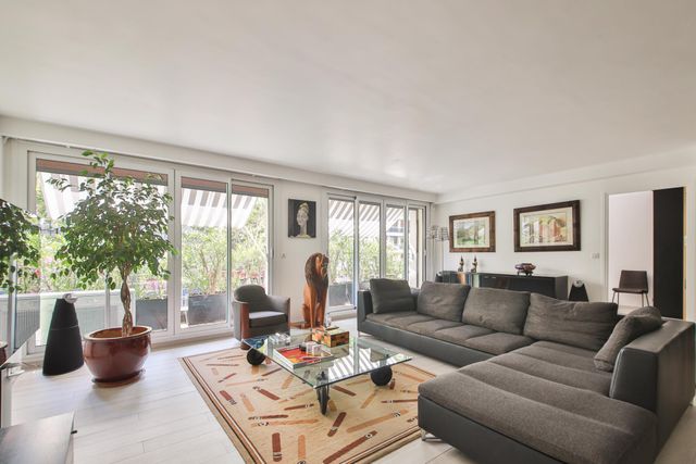 Appartement F4 à vendre - 4 pièces - 120.53 m2 - PARIS - 75015 - ILE-DE-FRANCE - Century 21 Farré La Motte Picquet